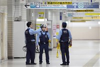 東京地鐵南北線一男子持刀亂砍 一女受傷