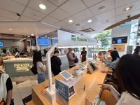 博客來推首家數位體驗店 估帶動電子書業績成長3成