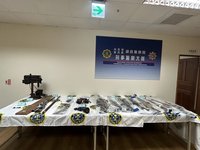 基隆男網路自學自購改槍 鐵警局破獲地下兵工廠