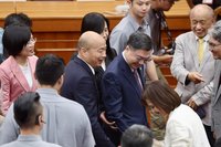 赴立院厚生會長交接典禮 卓榮泰盼行政立法充分合作