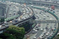 端午節連假 高公局籲利用國道好走時段避車潮