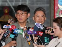 立院三讀增「4+1」放假日 黃國昌：在野黨履承諾
