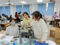 鼓勵女性投入科學研究 高中女校巡訪1600生參與