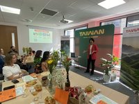觀光署倫敦辦下午茶會 業者：彷彿置身日月潭茶園