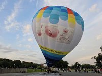 告五人任熱氣球嘉年華大使 告五豬造型球亮相