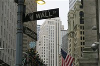 關稅戰暫歇美股飆升進牛市 運輸業恐掀搶櫃潮