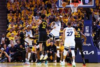 NBA柯瑞續因傷缺陣  勇士不敵灰狼瀕淘汰