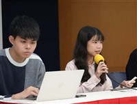 校園手機政策  學生團體籲管「上課期間」就好