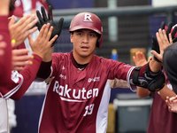 桃猿林立等3人開轟擊潰兄弟 宋晟睿登板投球