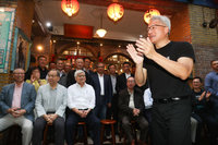 黃仁勳宴請供應商 廣達：今年更強調AI工廠