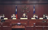 憲訴法釋憲案受理 藍批大法官淪工具綠駁鬥臭司法