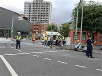 新北三峽北大國小外汽車疑衝撞 16傷4命危