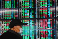 台股漲多回檔 外資賣超130億元終止連11買