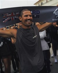 35天長跑穿越澳洲 英籍超耐力運動員谷吉創世界紀錄
