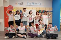 瑪利亞青年繪珍奶襪  李洋傳授「甜人三項」