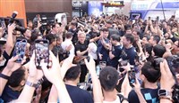 談台灣總部土地進度  黃仁勳：若市長支持將得到批准