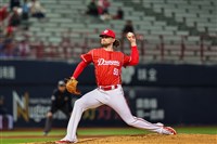 龍隊擬不等鑀龍 頂替洋投設定仍是中繼