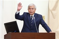 全球央行總裁平均年薪680萬 楊金龍約300萬居後段班
