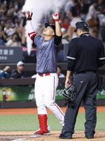 朱育賢開轟國中教頭劉明光見證 笑喊教練常來