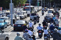 北市禁機車騎內線部分道路不同規  交工處允檢討