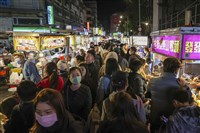 國發會拚雙語環境深入生活 助攻商圈夜市英語力