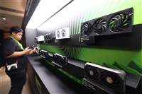 4月景氣燈號續亮黃紅燈 國發會：景氣維持成長