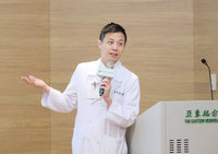 亞東醫院推AI系統語音辨識逾90% 撰寫病歷節省人力