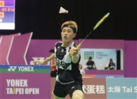新加坡羽球賽  林俊易不敵世界第2止步4強