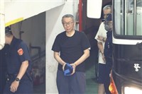 北院勘驗柯文哲行動硬碟 辯護律師：指控收賄要有證據