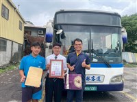 彰化偏鄉國三生晚自習搭末班車  致謝司機接送情