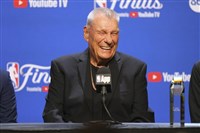 NBA傳奇教頭尼爾森獲終身成就獎 批獨行俠交易唐西奇