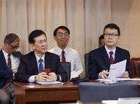 立委籲政府速提媒體議價法草案 不會等到年底才排審