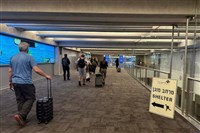 以色列空襲伊朗打亂飛航 航空公司改道或取消班機