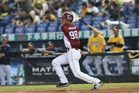 陳晨威連續安打平紀錄 桃猿教頭見證直呼不可思議