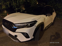 自小客車國道遭輪胎擊中  疑拖吊車載運不慎釀災