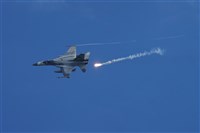 IDF戰機4月訓練火焰彈意外擊發 空軍：機械因素
