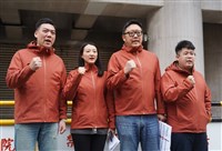 罷免吳思瑤吳沛憶提議書涉偽造 劉思吟滿志剛等18被告認罪緩起訴