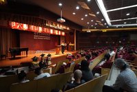 逢甲機電系補辦畢典 出席畢業生不到半數