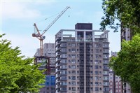 房市熱度降 新青安5月受理戶數金額續呈月減
