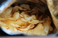 中國洋芋片含禁用添加物 日本業者下架12萬袋