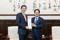 總統接見日本前經濟安保大臣 盼共同打造非紅供應鏈