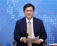 林佳龍洪申翰會商合作  紓解產業缺工拓展海外就業