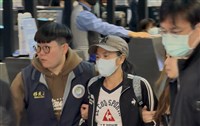 陸配小微回貴州出事  宣稱維權遭警告影片被刪光