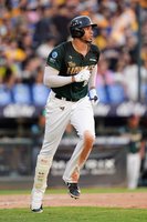 魔鷹關鍵開轟雄鷹拿勝 兄弟拚季冠軍只剩加賽機會