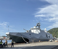 沱江級第二批量產型首艦「丹江」2日舉行命名下水儀式