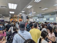 颱風丹娜絲影響大量旅客滯金門 陳玉珍協調軍機疏運