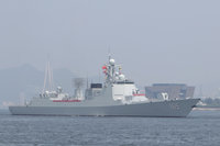 共軍山東艦航艦編隊離港
