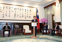 接見海地外長  總統：持續合作強化醫療糧食安全
