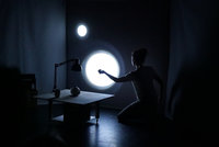 七巧板劇團「調皮的影子」 用創意幽默探索光影