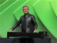 輝達黃仁勳身價飆漲 有望超越股神巴菲特